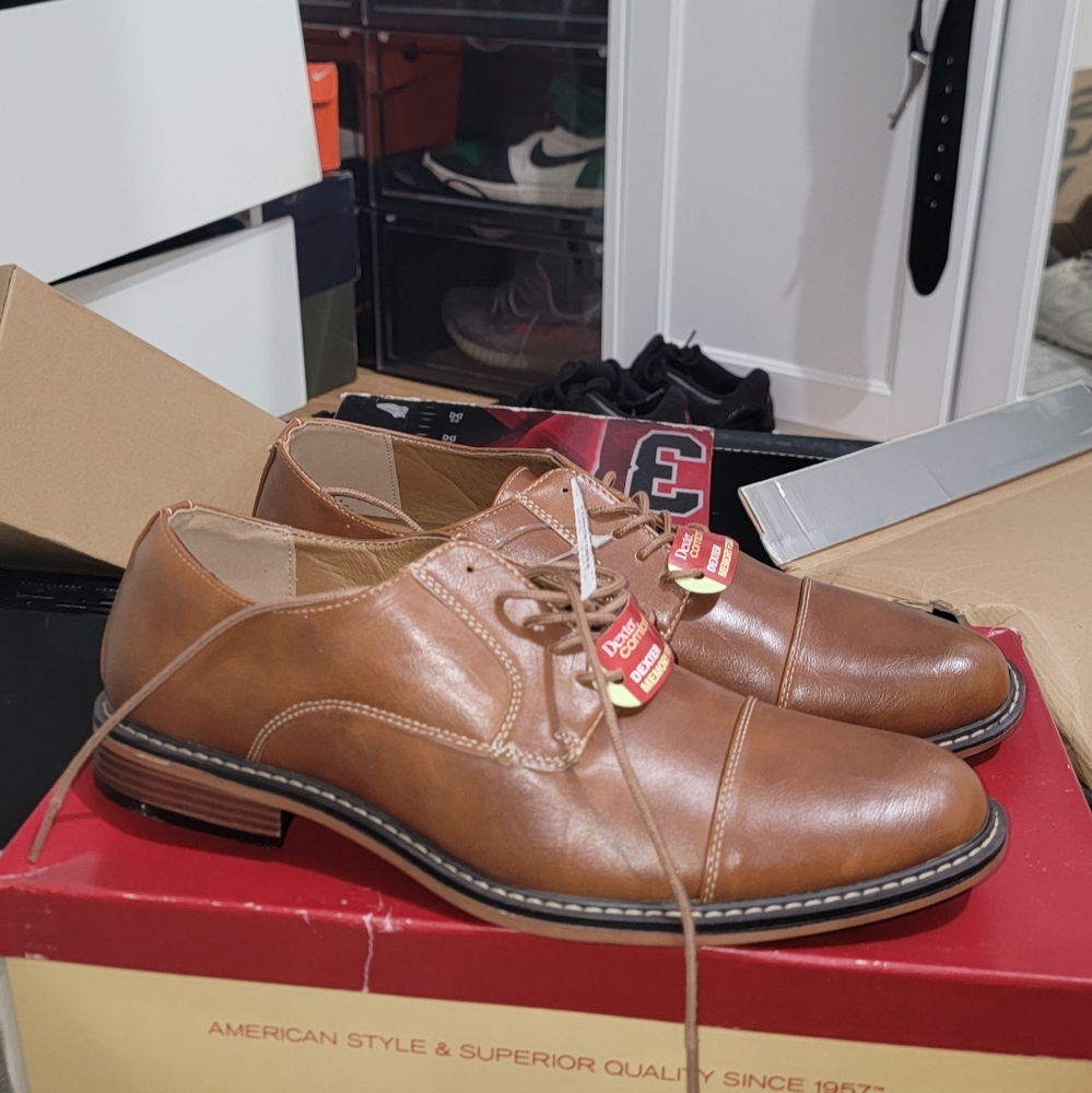 Dress shoes new